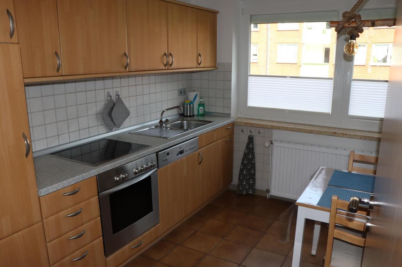 Ferienwohnung Wippsteert - 5 Sterne - Mit Balkon Und Pkw Stellplatz Emden Eksteriør bilde